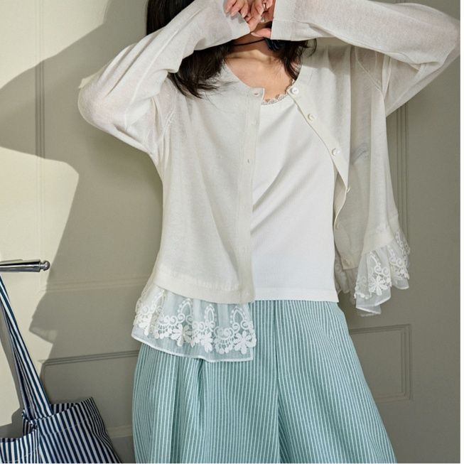 白コーデ レース裾飾りニットブラウスセット