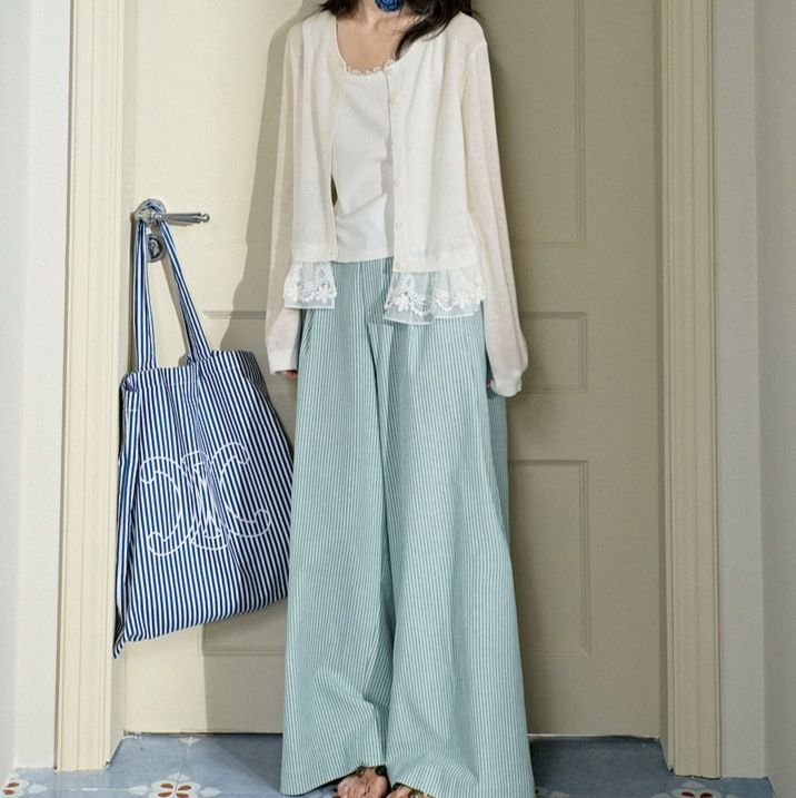 白コーデ レース裾飾りニットブラウスセット