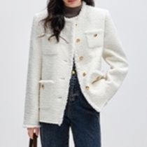 白コーデ 上質ツイードノーカラージャケット