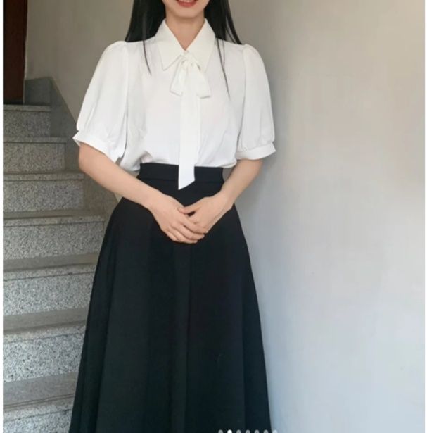 白コーデ リボン付き半袖ブラウス