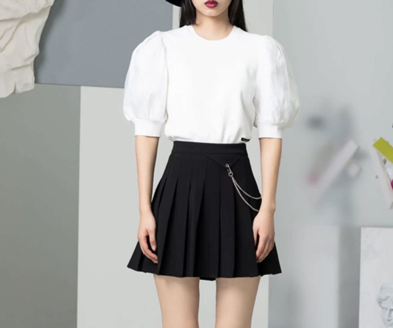 白コーデ パフスリーブ立体感ニット