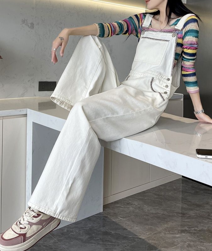 白コーデ ステッチ装飾ワイドオーバーオール