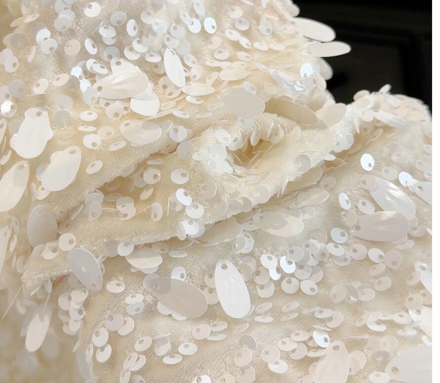 白コーデ きらきらスパンコール長袖トップス韓国風レディース