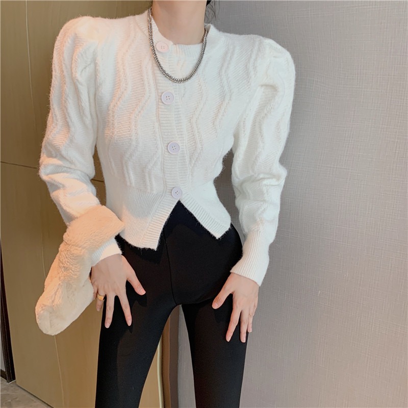https://fulmo-img-server.com/whiteclass/4f7e4f1c-9225-4b7f-80a2-36b6ca3f8580.jpg