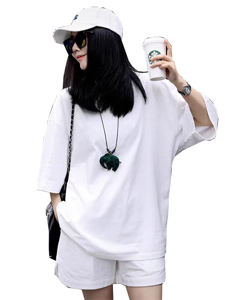 白コーデ シンプル美シルエットショートパンツ
