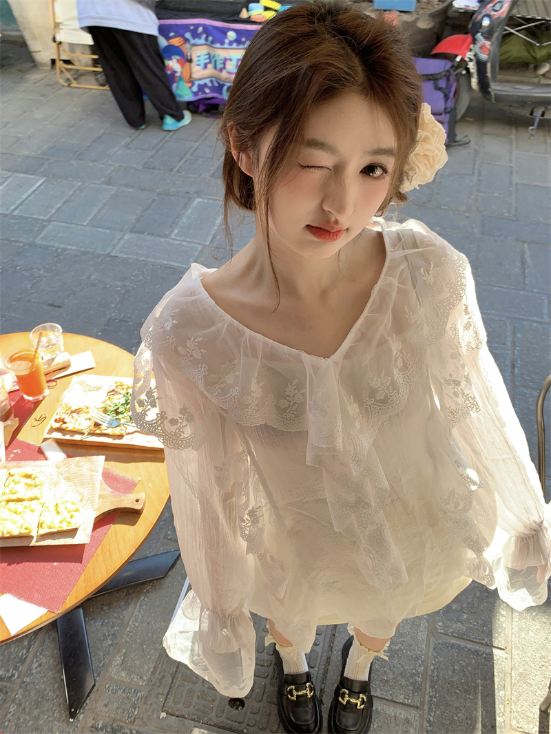https://fulmo-img-server.com/whiteclass/73499468-a205-4711-ad65-3efef3e77faf.jpg