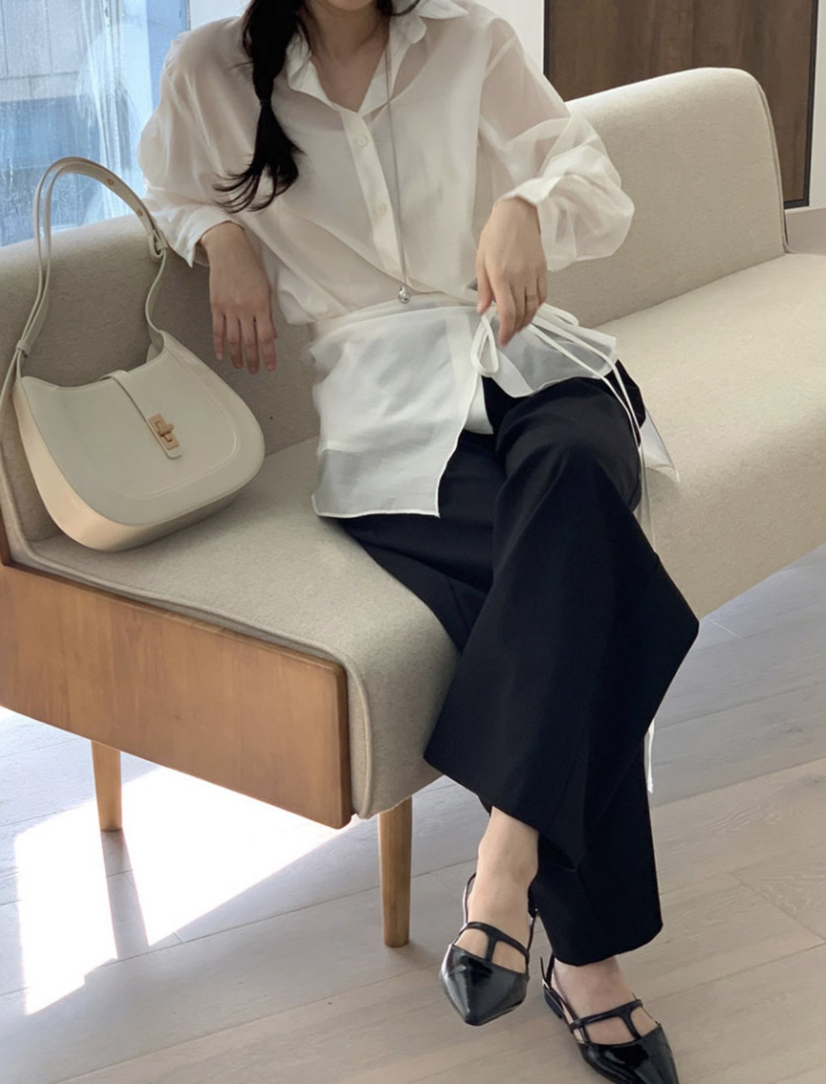 https://fulmo-img-server.com/whiteclass/7be2bdcb-d837-46da-923d-50c5ad8a9575.jpg