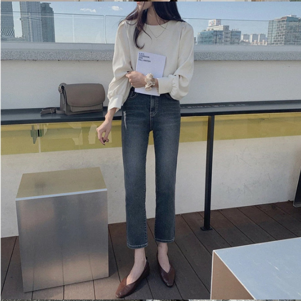 https://fulmo-img-server.com/whiteclass/8a438782-634c-4d69-8cd7-ffddcbe75e0d.jpg