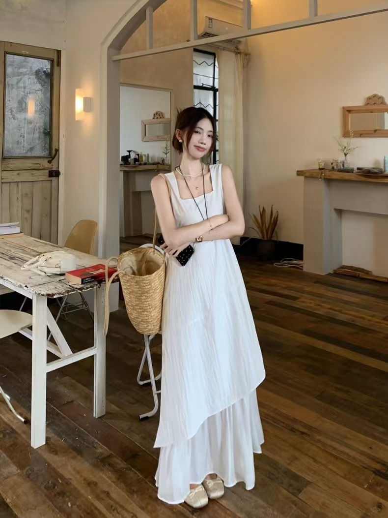 白コーデ 重ね仕立て優美ノースリーブワンピース