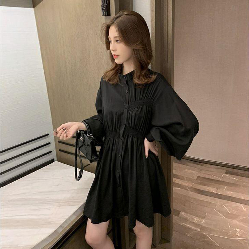 白コーデ 韓国風シャツワンピース 長袖ギャザーワンピ