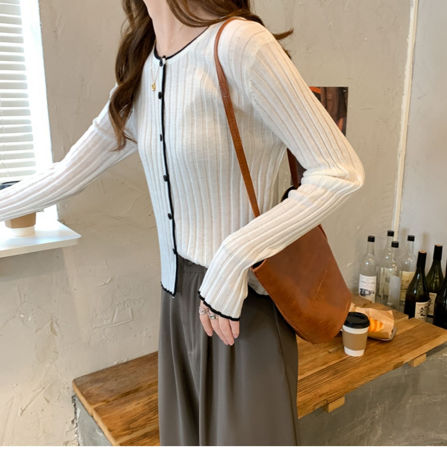 白コーデ 配色パイピングリブニットカーディガン✨