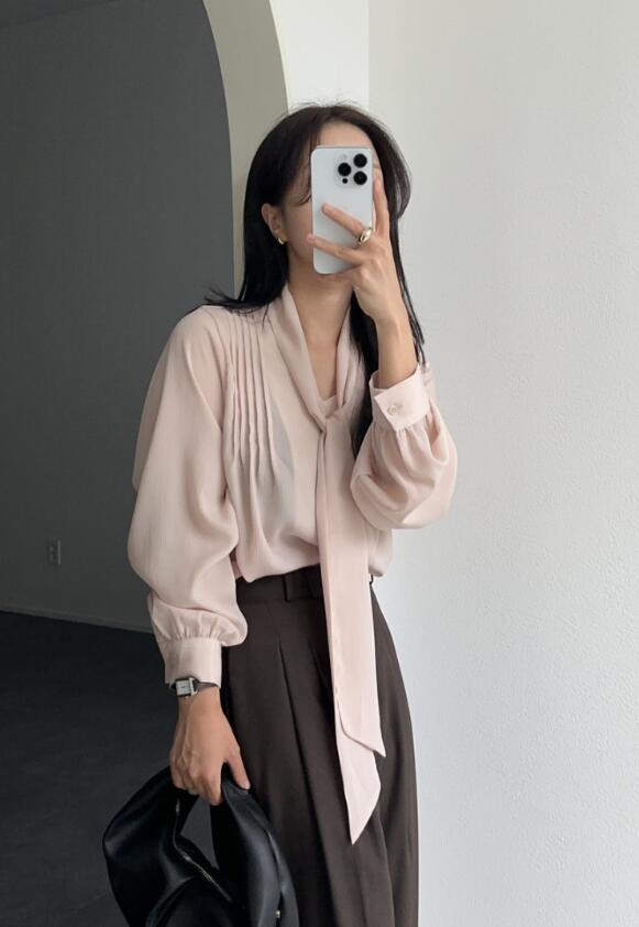 https://fulmo-img-server.com/whiteclass/bdb26195-f33c-43e9-8b25-9bd3b346a4ca.jpg
