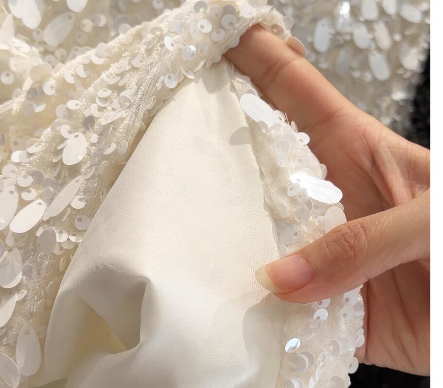 白コーデ きらきらスパンコール長袖トップス韓国風レディース