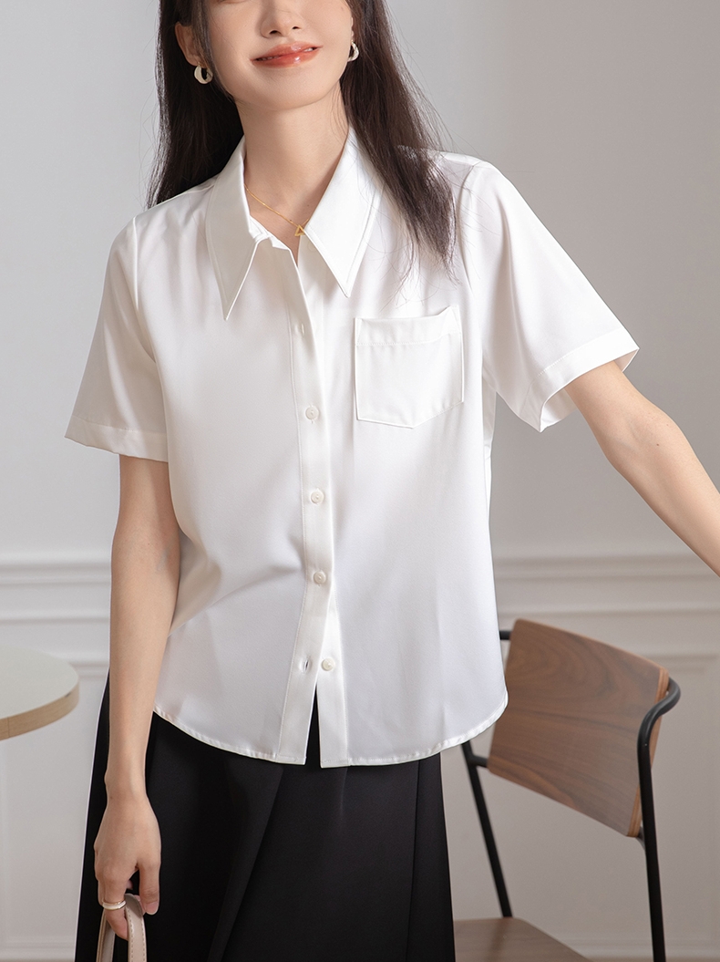 白コーデ フレッシュ半袖ベーシックシャツ