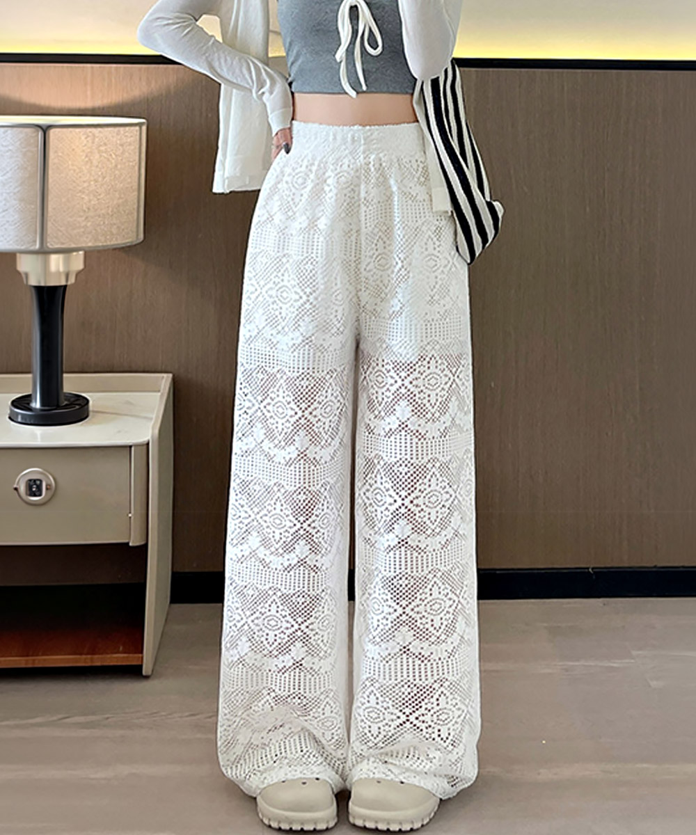 https://fulmo-img-server.com/whiteclass/e8e6ab26-0d3e-49a0-b2d6-f9250ac2a5e7.jpg