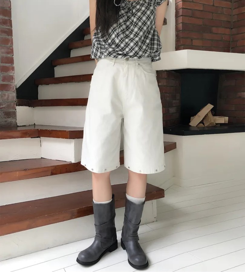 https://fulmo-img-server.com/whiteclass/fcf8c1d3-d965-4c01-bb9a-3d875134238d.jpg
