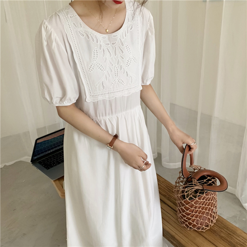https://fulmo-img-server.com/whitelace/06ea0e64-0cd5-46aa-98f9-2c23b5a49248.jpg