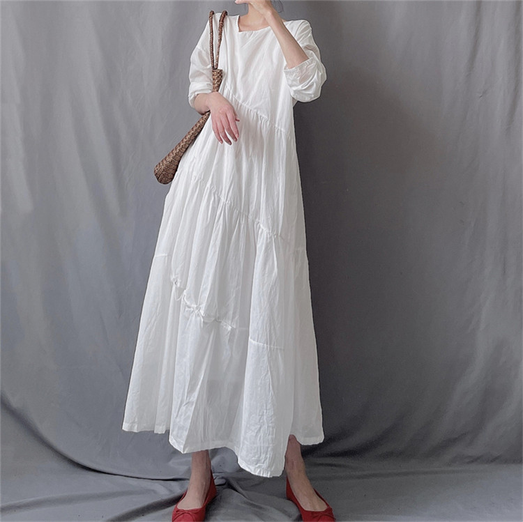 白ワンピース ゆったり丸首レトロ風ロングワンピース