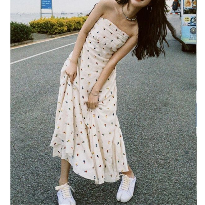 白ワンピース さわやか花柄ミモレワンピース