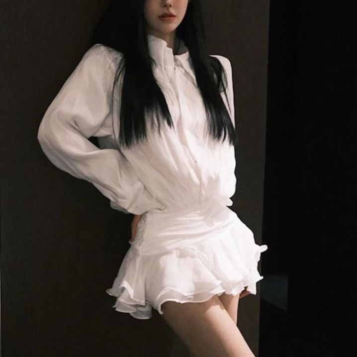 白ワンピース フリル付きロマンティックミニワンピース