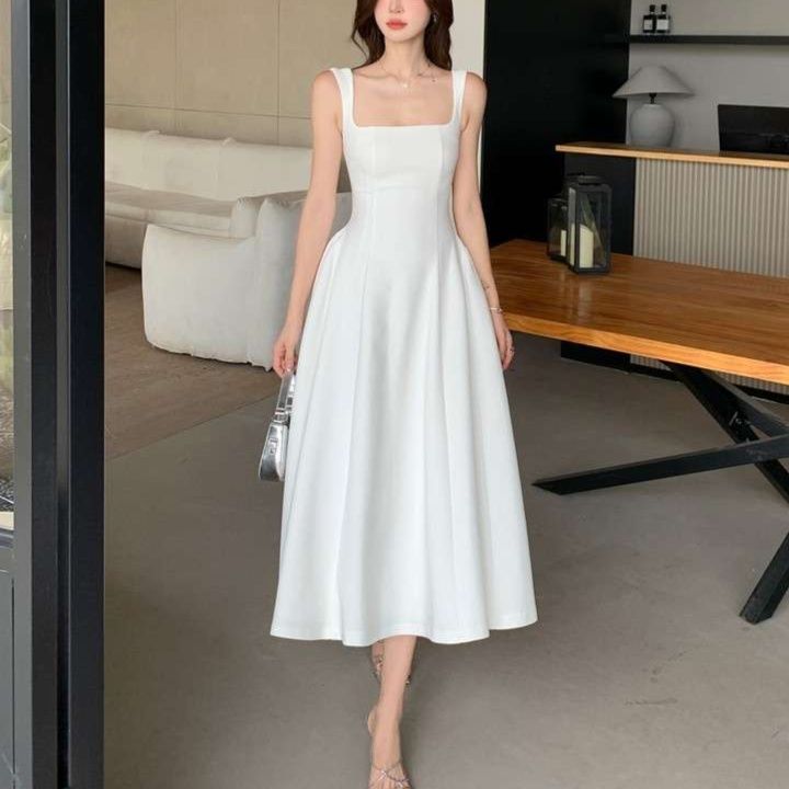 白ワンピース 優美な夏向けミモレ丈ワンピース