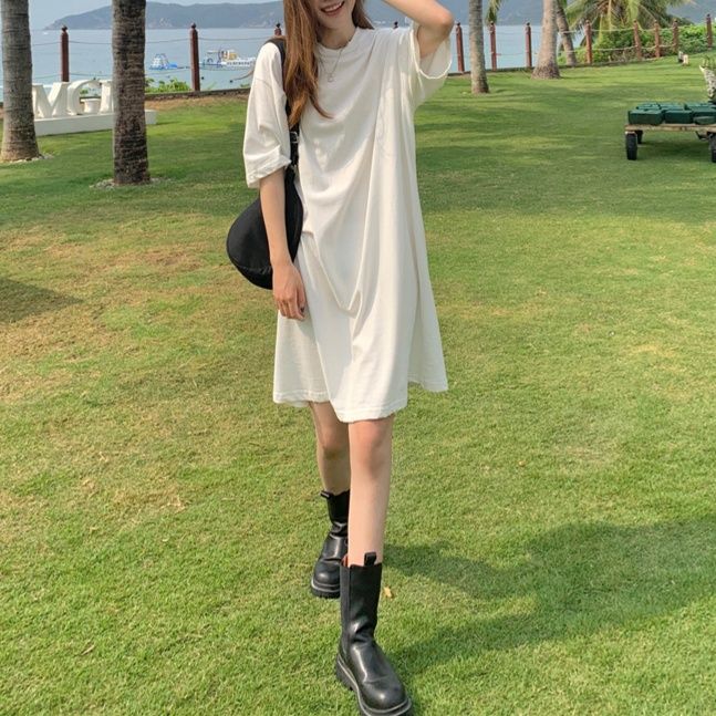 白ワンピース シンプル半袖ゆったりワンピース