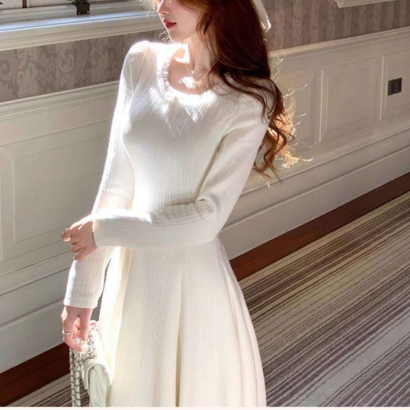 白ワンピース リブニット きれいめ フィット&フレア ワンピース