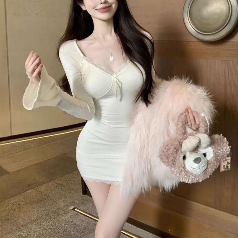 白ワンピース パフスリーブレースミニワンピース