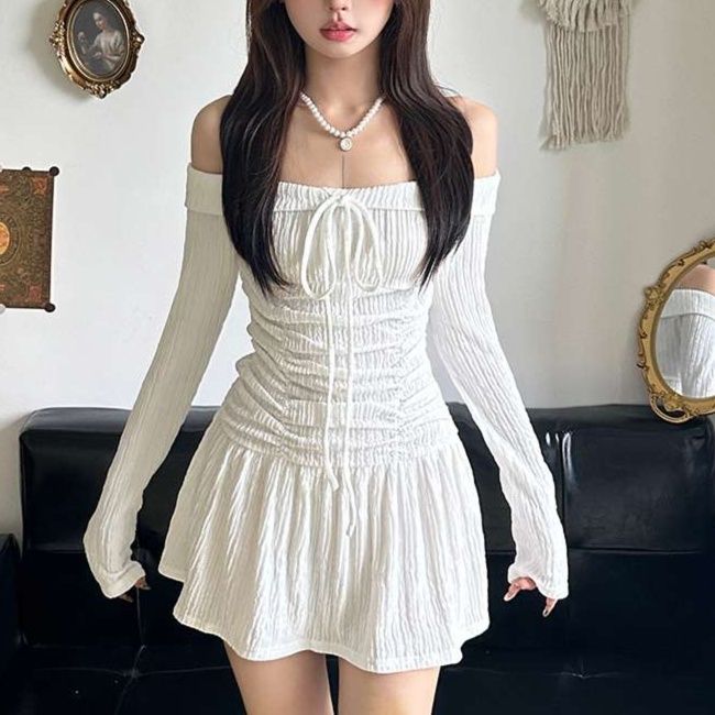 白ワンピース オフショルダーフレアミニワンピース