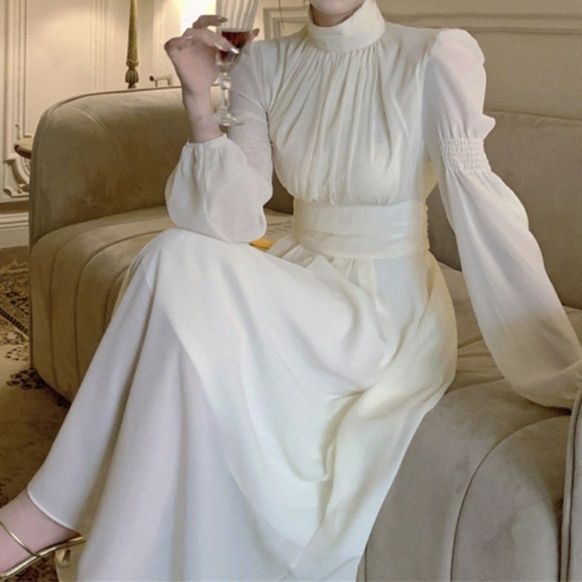 白ワンピース ギャザーパフ袖ハイネックロングワンピース