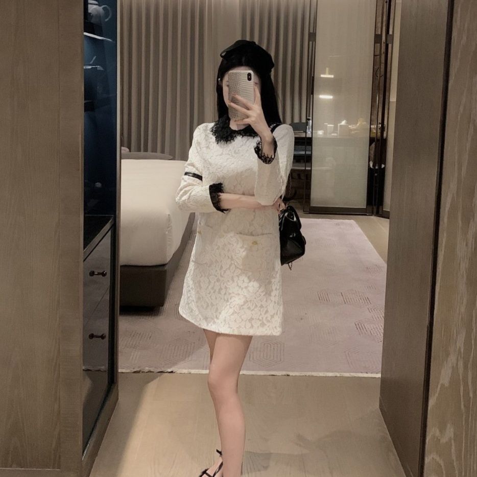 白ワンピース レース襟付きパフスリーブミニワンピ