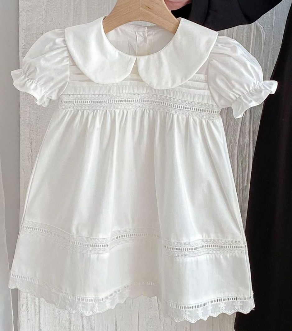 白ワンピース 丸襟パフスリーブ刺繍レースキッズワンピ