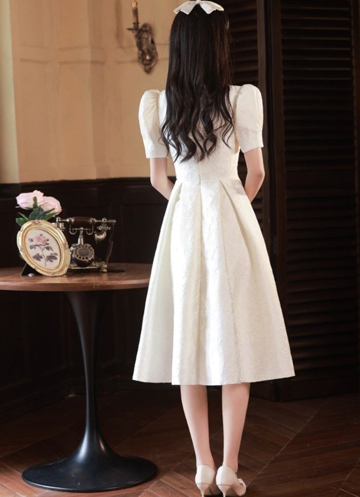 https://fulmo-img-server.com/whitelace/1785732119678_f4p83839_gmix6wpk.jpeg