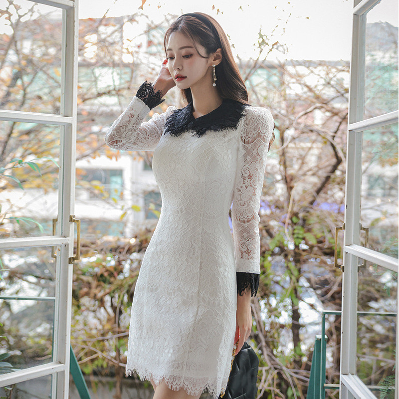 白ワンピース 白レース長袖ワンピース 黒襟付き ショート丈 パーティー