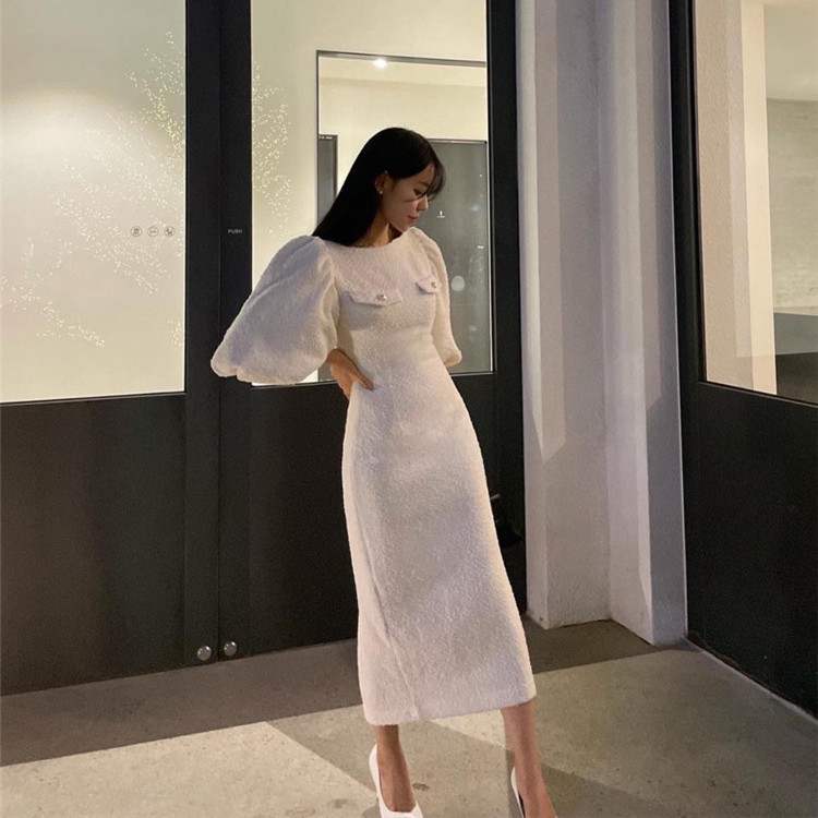 白ワンピース ふんわり袖タイトスカートワンピース上品丸首