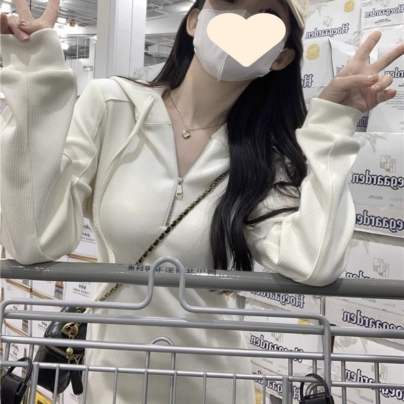 https://fulmo-img-server.com/whitelace/4d6c5ab0-d26b-4e4e-b55c-03aed1b1c318.jpg