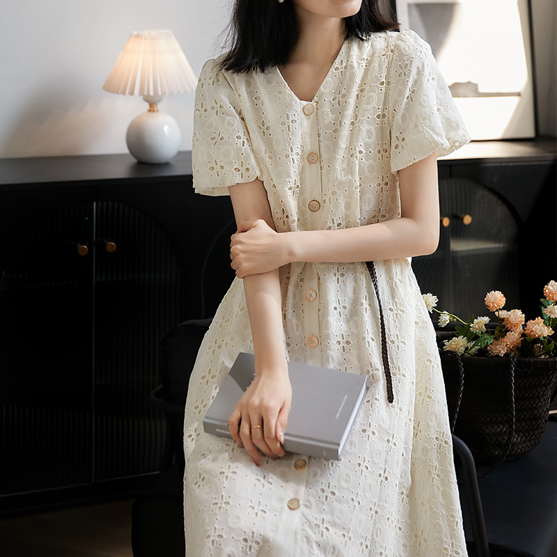 https://fulmo-img-server.com/whitelace/52888b6e-9110-4d36-8e80-ae6d02130ca6.jpg