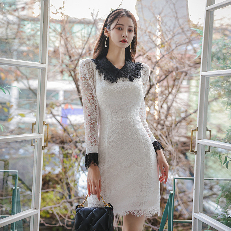 白ワンピース 白レース長袖ワンピース 黒襟付き ショート丈 パーティー