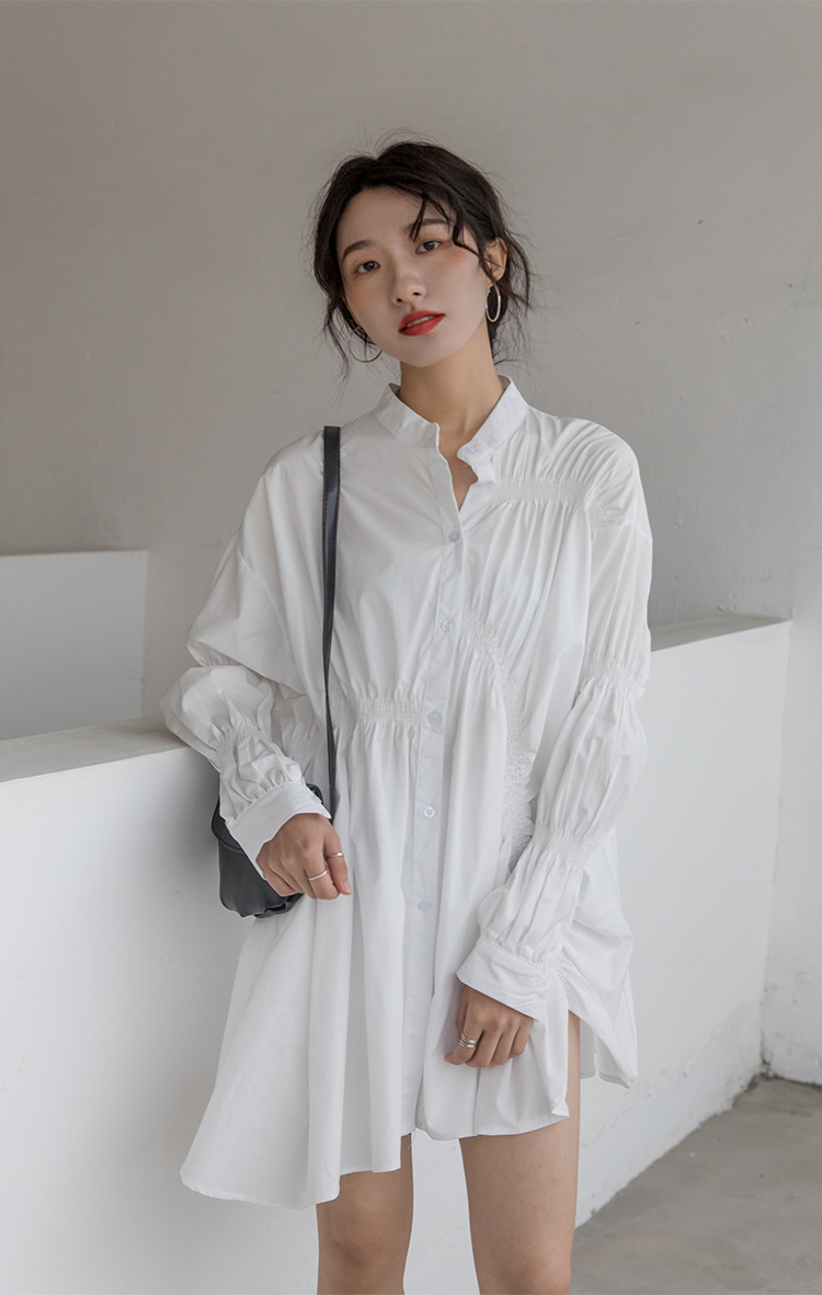白ワンピース 上品な白シャツワンピース 長袖ミニ丈