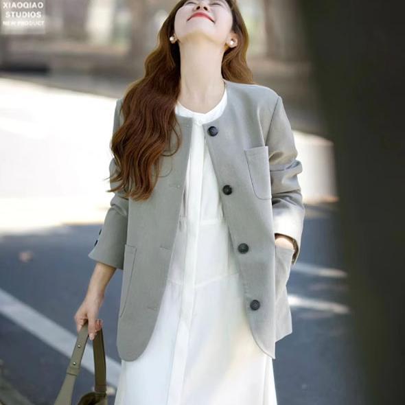 https://fulmo-img-server.com/whitelace/c912af01-ceed-450b-b024-aeb711c9b668.jpg