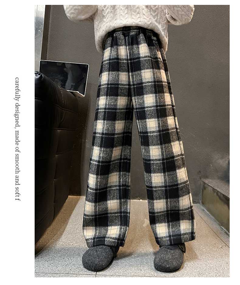 トレンド感が光る!レディース チェック ワイド パンツで作る大人の着こなし5選