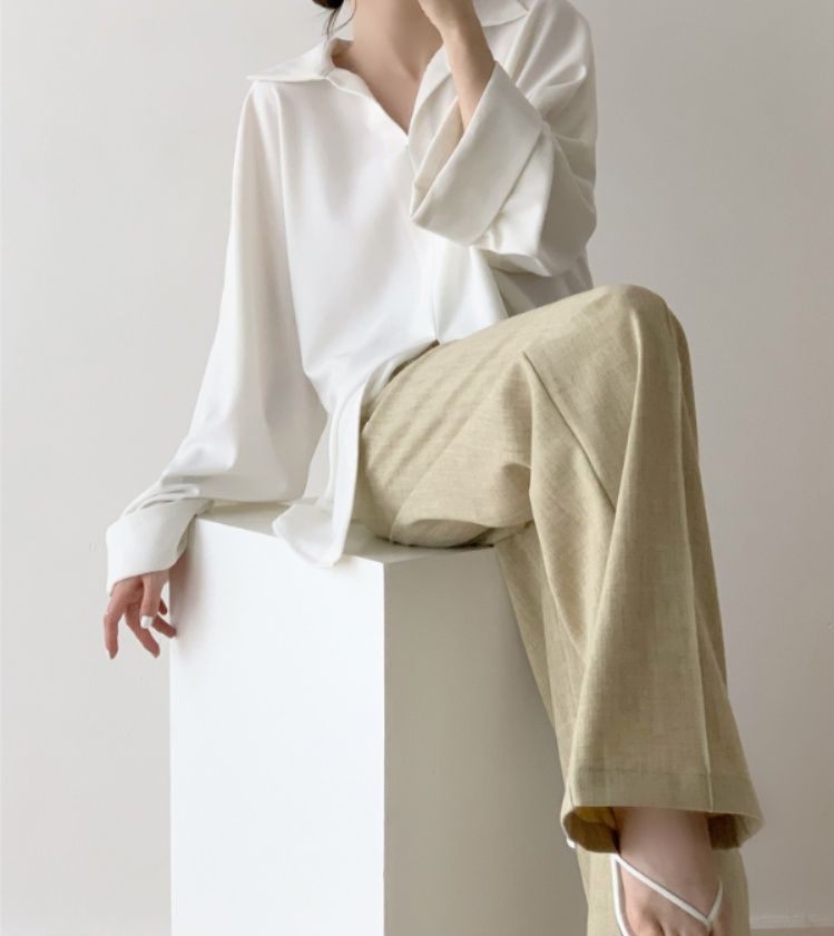 レディースワイドパンツ ハイウエストタックパンツ 流行のワイドシルエット