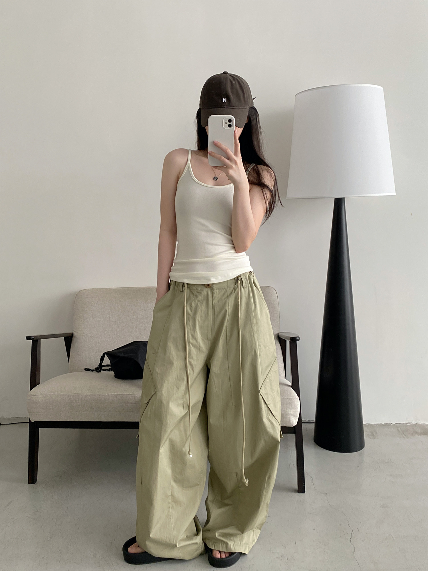 https://fulmo-img-server.com/widefitstyle/5faf8e6b-736a-4940-9e52-cb2f59a16b94.jpg