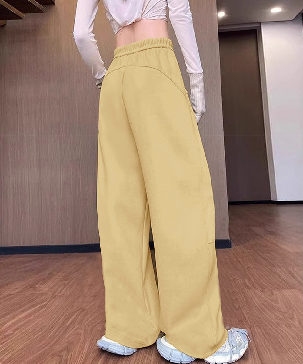 https://fulmo-img-server.com/widefitstyle/6c75f08b-0042-4ff2-ba87-d1d2171aaa78.jpg