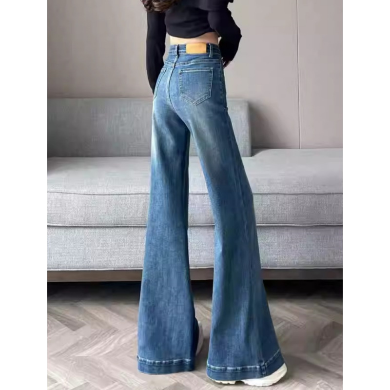 https://fulmo-img-server.com/widefitstyle/6f32a460-d802-41ab-a339-23cbb42f7e0b.jpg