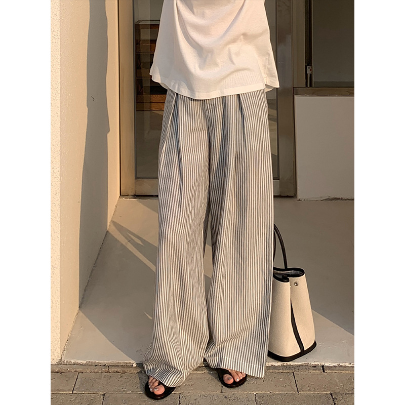 レディースワイドパンツ 上品なタックデザイン縦縞ワイドパンツ