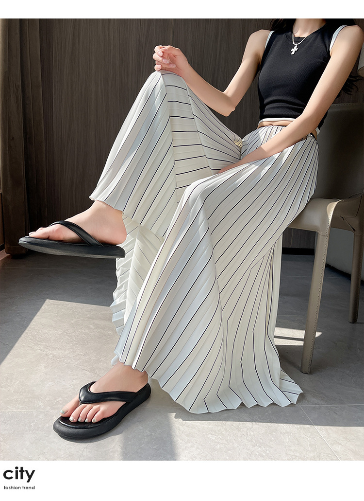 レディースワイドパンツ 優雅な揺れ感プリーツワイドパンツ