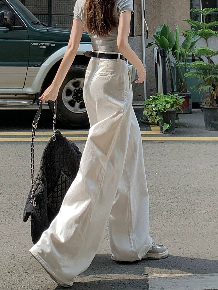 https://fulmo-img-server.com/widefitstyle/78fb8b4a-e612-4faf-9788-d2690c7e008e.jpg