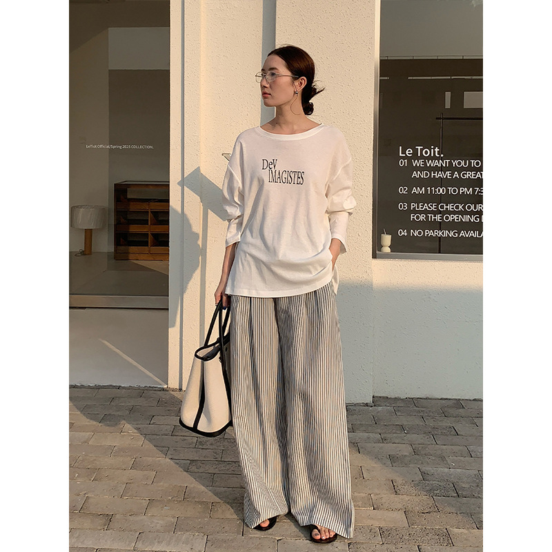 レディースワイドパンツ 上品なタックデザイン縦縞ワイドパンツ