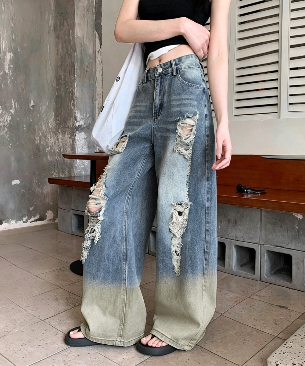 https://fulmo-img-server.com/widefitstyle/7bf555a8-1758-42bb-8cc5-efab1af0ec1e.jpg